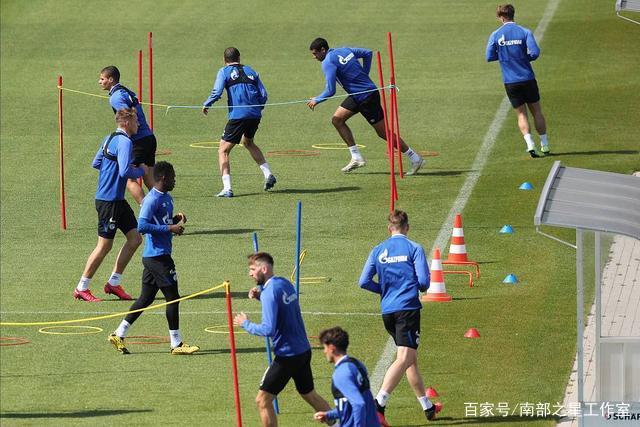 中国男篮启程前往麦纳麦 15日零时对阵巴林队